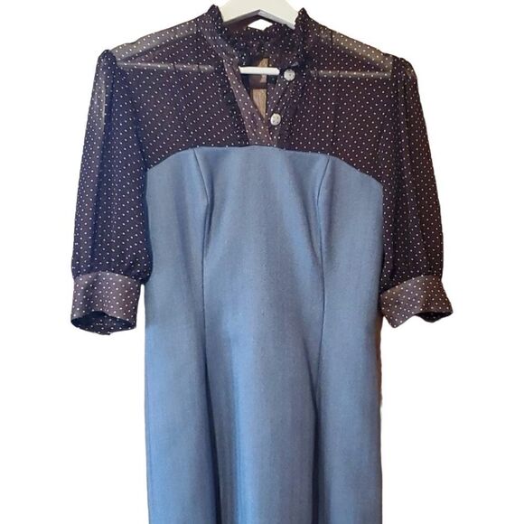 Gorgeous Dress by Canadian Designer Serendipity - Picture 3 of 8